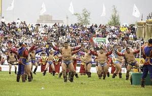 b-thumb-Mongolia_Wrestler